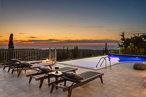 Luxury Villa Karmaniolos Fiskardo Kefalonia