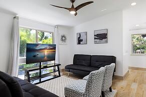 Hilton Pool Pass Included - Luxury Living