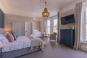 Carrick Rooms