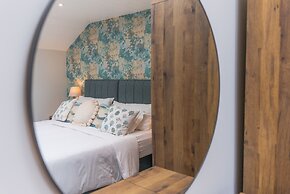 Carrick Rooms