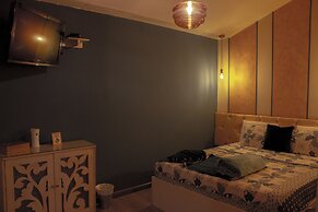 Hotel Boutique La Ronda by Chat Noir