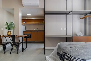 Av0811 Studio Avanhandava