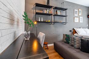 Av1208 Studio Avanhandava