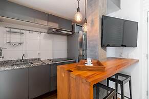 Av1208 Studio Avanhandava