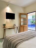 Roots Hotel Senggigi