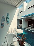 Mona Lisa pool villa