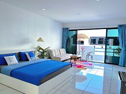 Mona Lisa pool villa