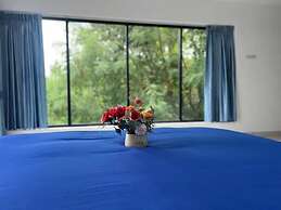 Mona Lisa pool villa