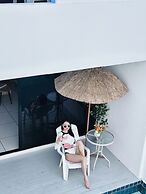 Mona Lisa pool villa