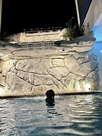 Mona Lisa pool villa