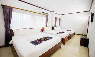 Sisombat Plaza Hotel