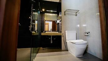 Sisombat Plaza Hotel