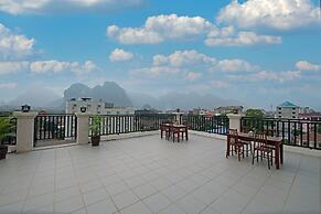 Sisombat Plaza Hotel