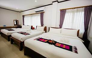 Sisombat Plaza Hotel