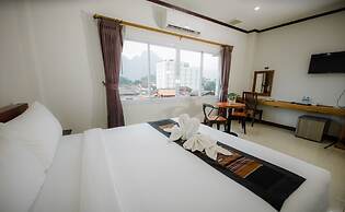Sisombat Plaza Hotel