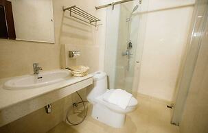 Sisombat Plaza Hotel
