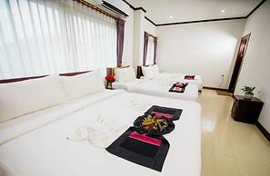 Sisombat Plaza Hotel