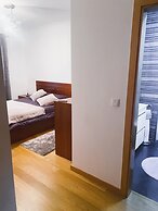 3 Bedroom Flat Aguiar