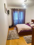 3 Bedroom Flat Aguiar