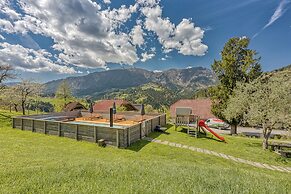Homestead Metul Pool Suite 2
