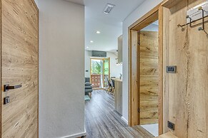 Homestead Metul Pool Suite 2