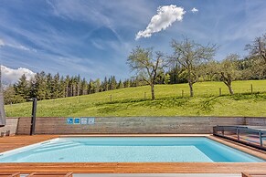Homestead Metul Pool Suite 2