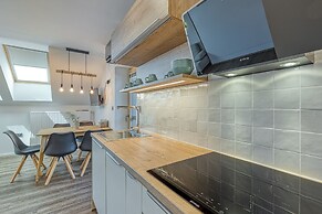 Homestead Metul Pool Suite 1