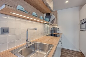 Homestead Metul Pool Suite 1