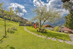 Homestead Metul Pool Suite 1