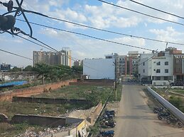 HOTEL The Rich Grand