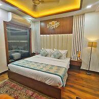 HOTEL The Rich Grand