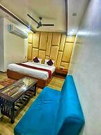 HOTEL The Rich Grand