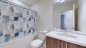 Modern 3-bedroom Oshawa Home