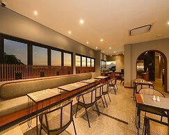 Nata Azana Hotel Solo