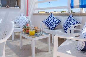 Emerald Residence Sleeps 12 With Sea View