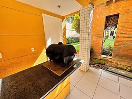 GranSol, Terreo, Pé na areia, 03 qtos, 10 hóspedes, a 600m do B PARK