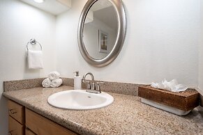 Kamaole Sands Two Bedrooms by Coldwell Banker Island Vacations