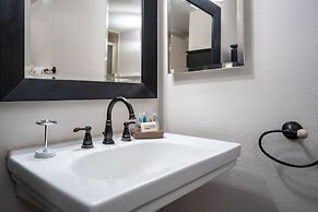 Kamaole Sands Two Bedrooms by Coldwell Banker Island Vacations