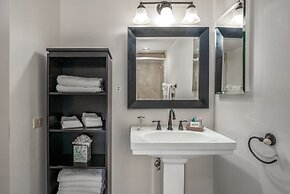 Kamaole Sands Two Bedrooms by Coldwell Banker Island Vacations