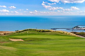 Big Island Waiulaula at Mauna Kea by Coldwell Banker Island Vacations