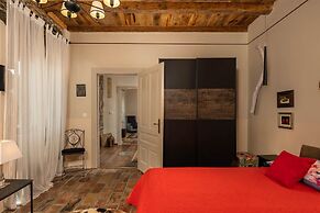 Villa Okra With Pool