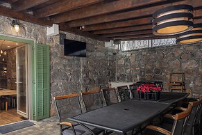 Villa Okra With Pool