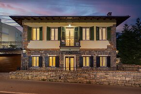 Villa Okra With Pool