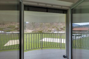 Wellness Suite Saffron