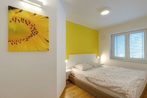 Wellness Suite Sunflower