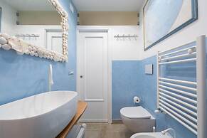 Luxury Villa Vittoria- Villa With Garden Swimming Pool and Jacuzzi Ove