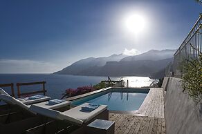 Luxury Villa Vittoria- Villa With Garden Swimming Pool and Jacuzzi Ove