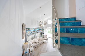 Luxury Villa Vittoria- Villa With Garden Swimming Pool and Jacuzzi Ove