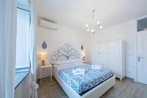 Luxury Villa Vittoria- Villa With Garden Swimming Pool and Jacuzzi Ove