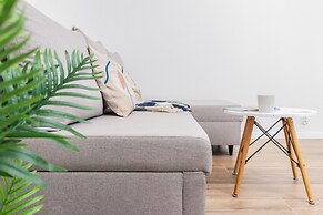 Apartment Park de Gaulle'a by Renters